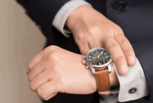 Professional Vs. Diy Pest Control 2 Man Checking time